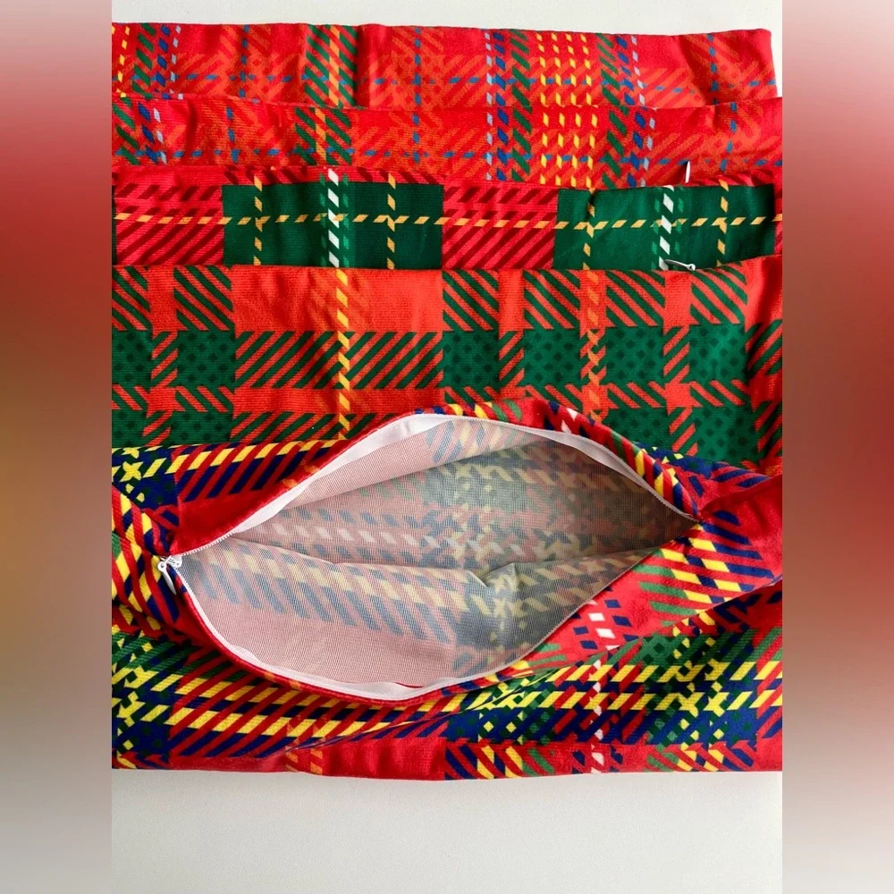 Vintage 70’s Red Plaid Multicolored Designs Zippered Pillow Case Covers Set Of 4 - Picture 7 of 7